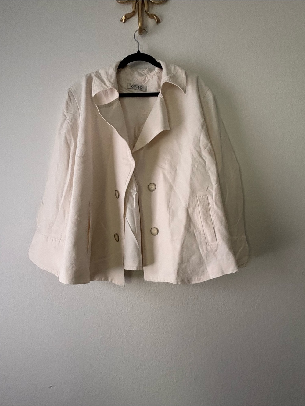 Kasper Ivory Double-Breasted Cape Blazer